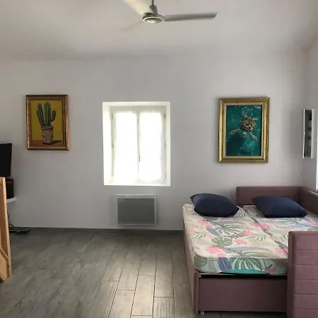 Ferienhaus Petite Maison Cosy Centre-ville Hyères